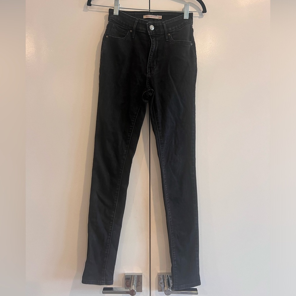 Levi’s 721 High Rise Skinny Jeans